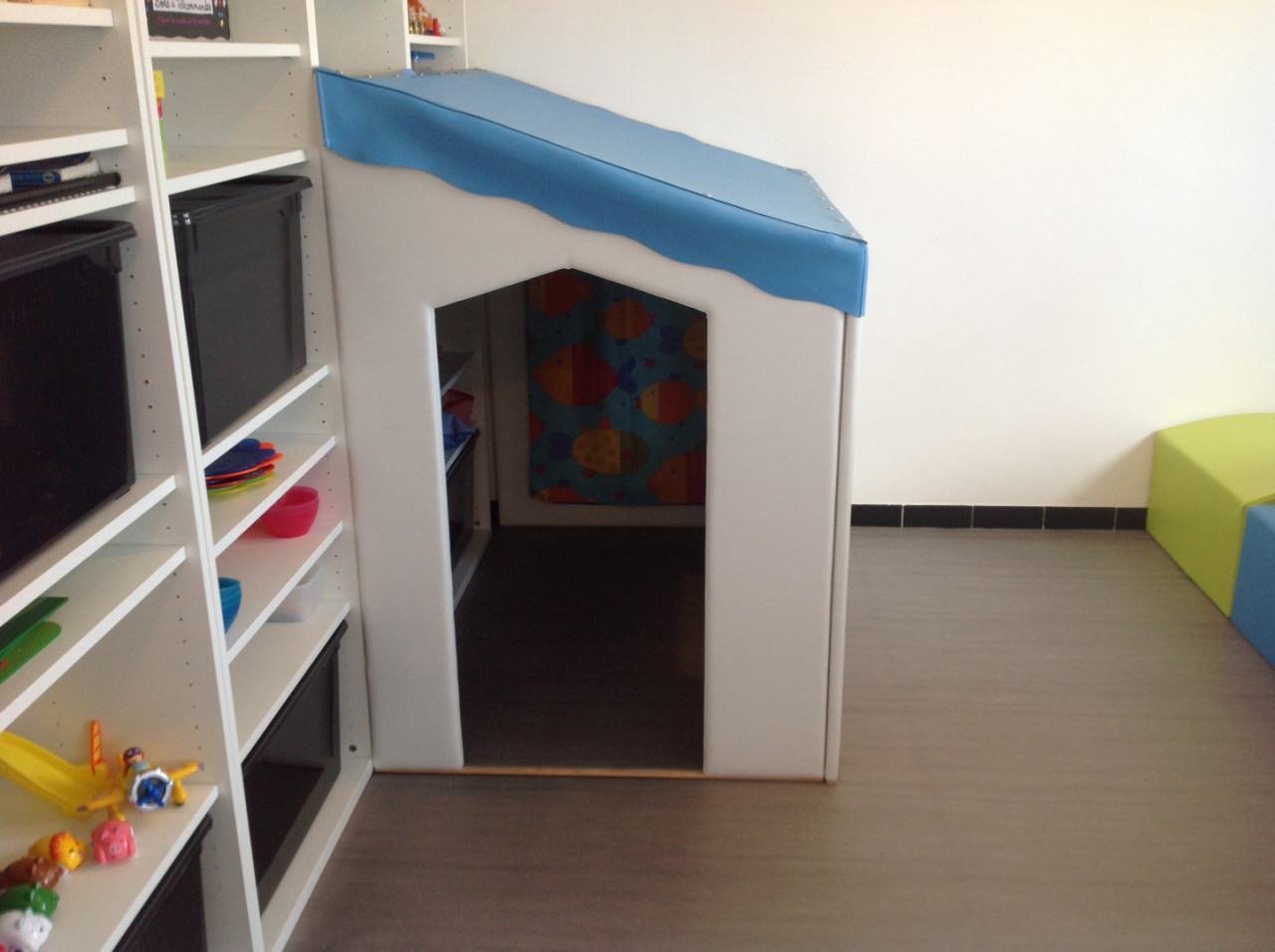 Cabane bois garnis (2)