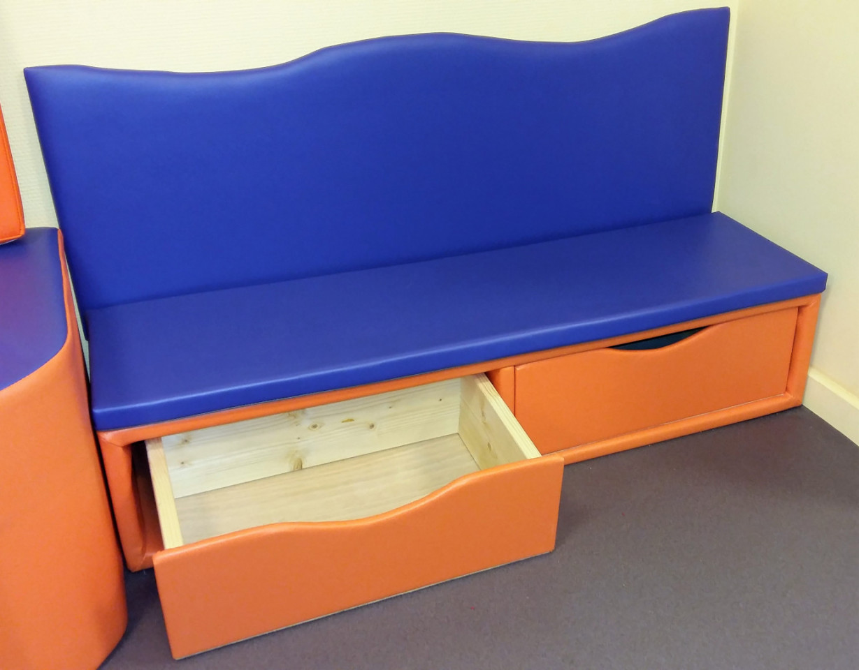 Caisse bois et assise mousse (4)