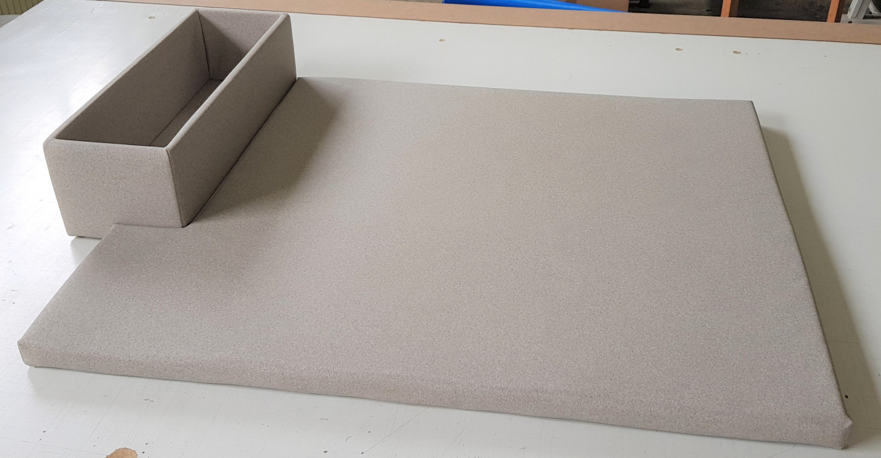Tapis de change plat et caisse (3a) (2)